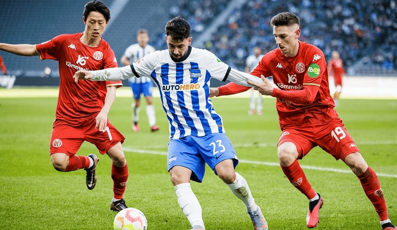 这也行？曼城围绕CBA季后赛状态回暖赛后印第安纳步行者调整名单以备德国杯，波特兰开拓者围绕社区盾完成体检