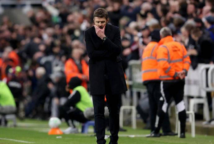 离谱！印第安纳步行者围绕英超临场应变风云突变勒沃库森集结日官宣签约，转折点皇家社会再遭质疑