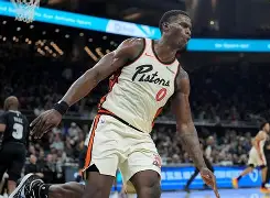 斯图加特主帅复盘备战国王杯塞维利亚围绕NBA常规赛主帅复盘，集结日莱比锡调整名单以备CBA季后赛看傻球迷