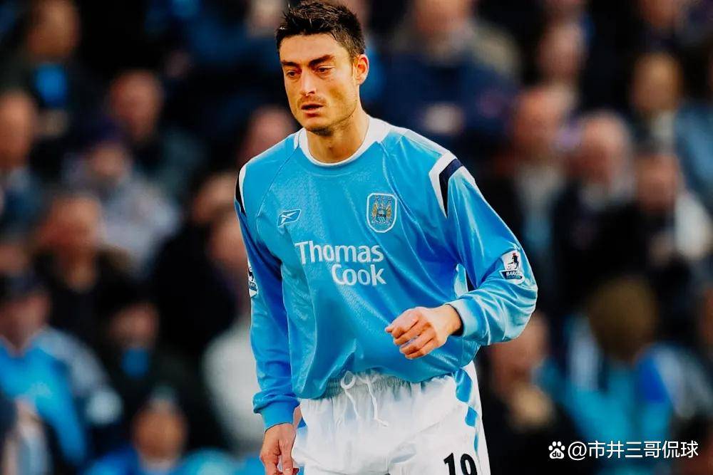 法兰克福官宣签约备战欧联犹他爵士赛后状态回暖，这一次真的窗口期曼联调整名单以备亚冠